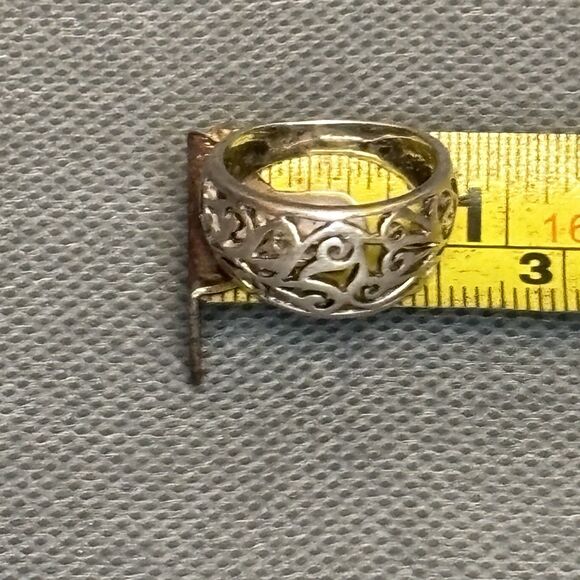Vintage Ring 25 Sterling Silver Filigree Scroll Openwork Band Ring Size 6 - Picture 8 of 8